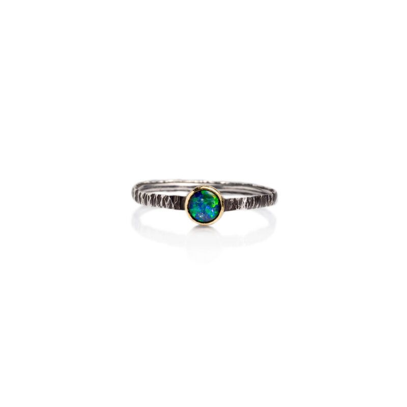 Anillo apilable opalo negro 5mm plata y oro 06